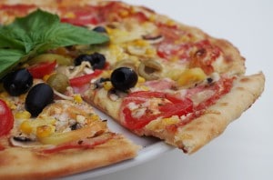 pizza-1081543_640